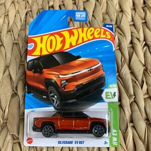 Silverado EV RST Chevrolet Pickup Chevy Electric Vehicle Truck Hot Wheels 🆕